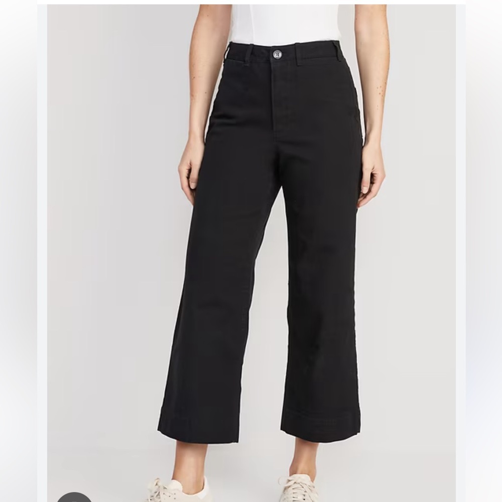 Old navy Wide-Leg cropped chinos NWT